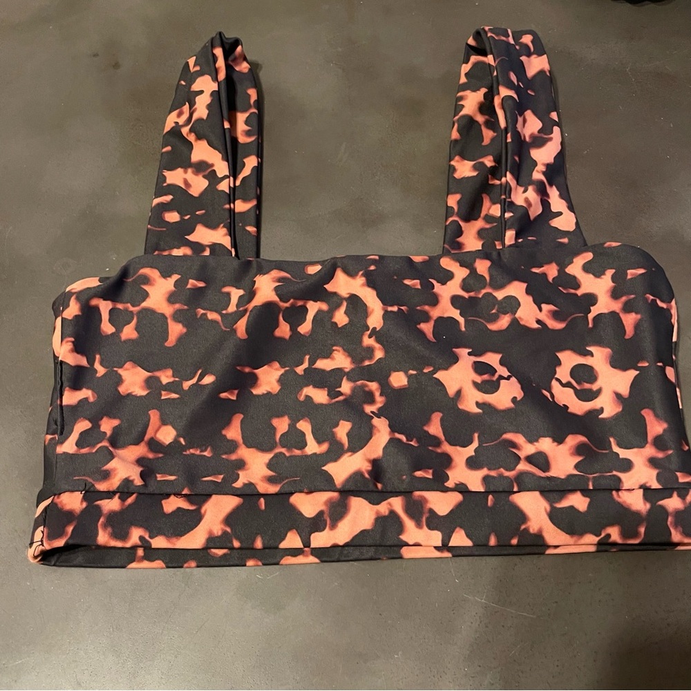 Beach riot sports bra